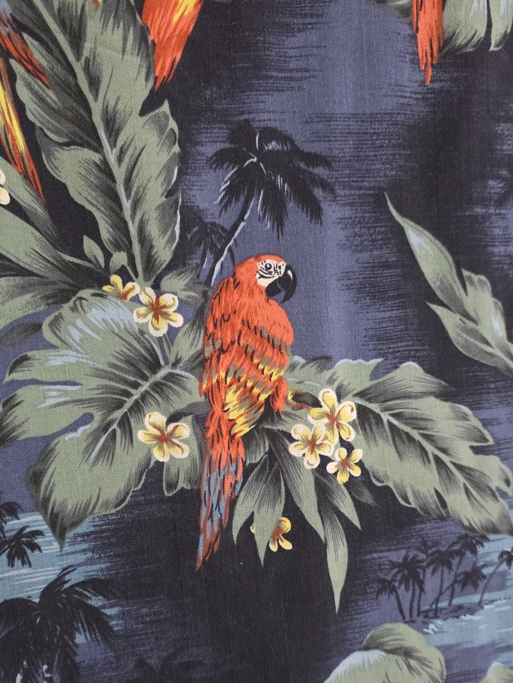Banana Cabana 100% Silk Hawaiian Shirt Mens Medium Parrot Tropical Camp Aloha Bu - Picture 7 of 9